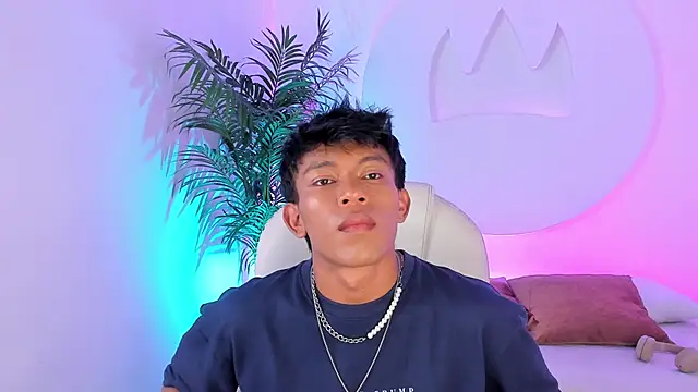 Snapshot of Santti_ chatting on October 2025 09:30:01 PM Santti online show from October 2025 09:30:01 PM