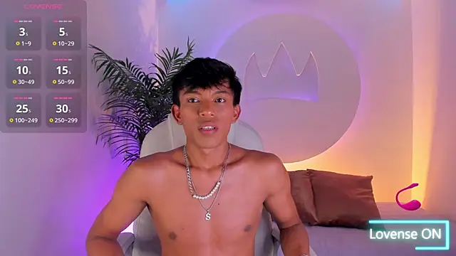 Snapshot of Santti_ chatting on November 2025 09:15:02 PM Santti online show from November 2025 09:15:02 PM