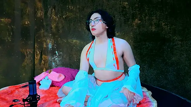 Snapshot of -BlueOpal- chatting on October 2025 06:06:01 PM -BlueOpal- online show from October 2025 06:06:01 PM