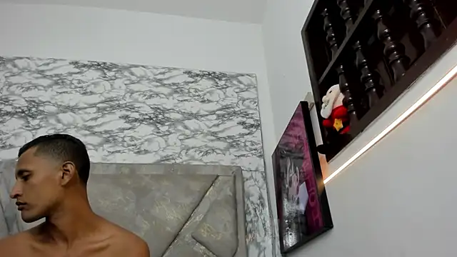 BrittaParkerr online show from September 2025 03:43:02 AM