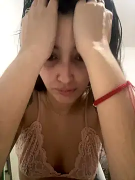 KarenG2025 online show from October 2025 03:38:01 AM