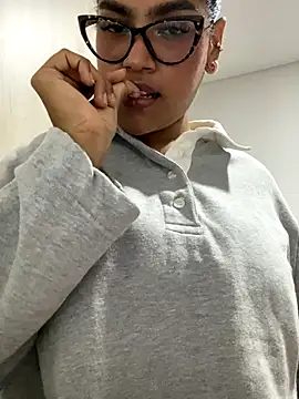 Snapshot of miiabrown18 chatting on October 2025 04:55:02 AM miiabrown18 online show from October 2025 04:55:02 AM