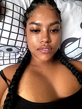 Snapshot of miiabrown18 chatting on November 2025 11:55:02 AM miiabrown18 online show from November 2025 11:55:02 AM