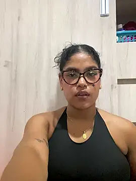 Snapshot of miiabrown18 chatting on November 2025 01:59:02 AM miiabrown18 online show from November 2025 01:59:02 AM