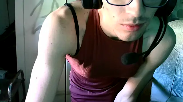 Snapshot of DairaxSissy_ chatting on September 2025 09:57:01 AM DairaxSissy online show from September 2025 09:57:01 AM