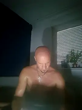 RealZgb21 online show from September 2025 02:33:01 PM