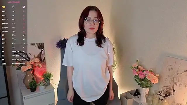 NyamNyamNyammm online show from September 2025 02:21:01 PM