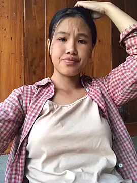 Snapshot of Mai_lovely chatting on October 2025 05:59:02 AM Mai lovely online show from October 2025 05:59:02 AM