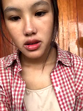 Snapshot of Mai_lovely chatting on October 2025 01:36:02 AM Mai lovely online show from October 2025 01:36:02 AM