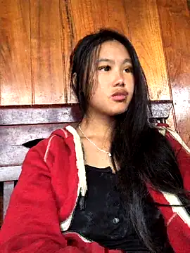 Snapshot of Mai_lovely chatting on November 2025 03:19:01 AM Mai lovely online show from November 2025 03:19:01 AM