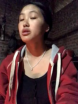 Snapshot of Mai_lovely chatting on November 2025 11:48:01 PM Mai lovely online show from November 2025 11:48:01 PM