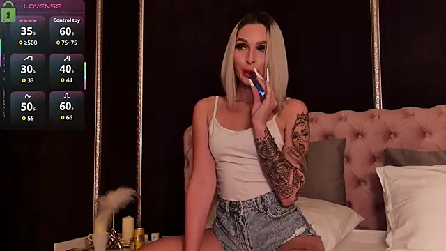 AriannaLure online show from October 2025 06:17:02 PM