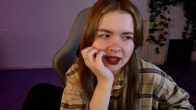 HaleySun online show from October 2025 09:10:01 AM