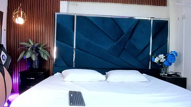 Snapshot of SamanthaElis chatting on October 2025 02:04:01 PM SamanthaElis online show from October 2025 02:04:01 PM