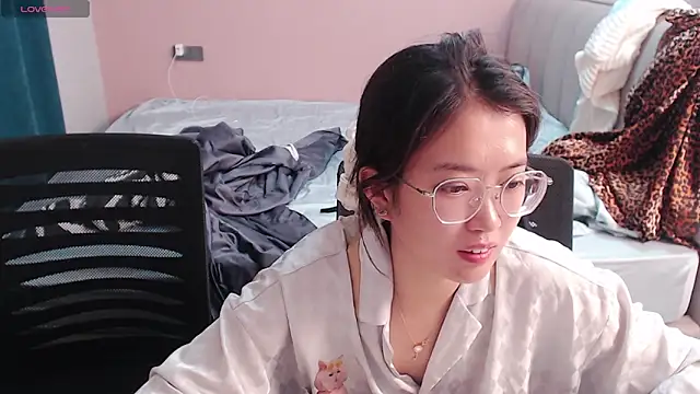 redrose520 online show from October 2025 12:26:01 PM