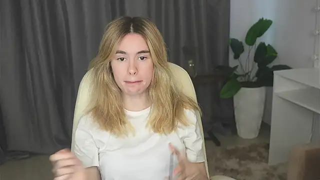 HeikeFunderburk online show from September 2025 08:28:02 AM