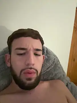 Snapshot of adriruizz chatting on November 2025 11:32:01 PM adriruizz online show from November 2025 11:32:01 PM