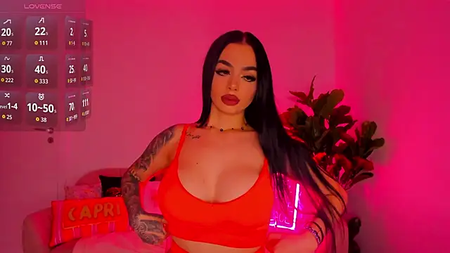 Snapshot of TiaBelle chatting on October 2025 08:21:02 PM TiaBelle online show from October 2025 08:21:02 PM