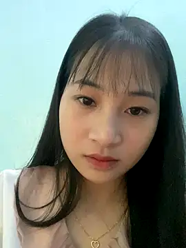 emvy-xinh04 online show from September 2025 06:06:01 AM