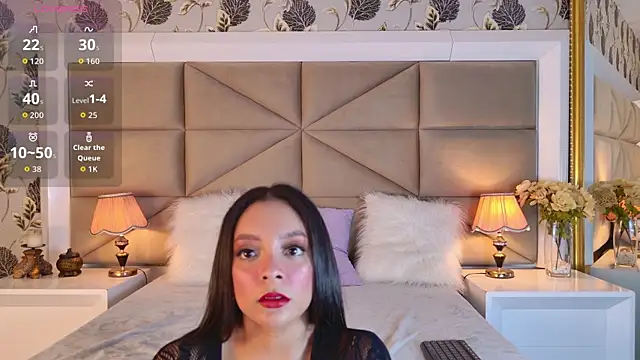 MayaDeLuca online show from October 2025 08:35:01 PM