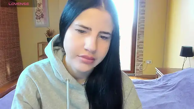 Malibu J online show from October 2025 07:43:02 AM