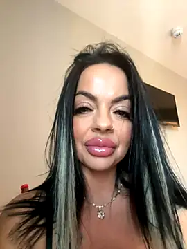 CarmenMB online show from September 2025 10:53:02 AM