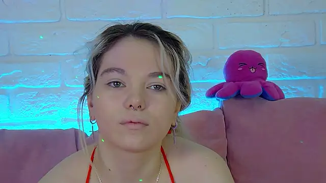 AnnaDelon online show from November 2025 04:22:01 AM