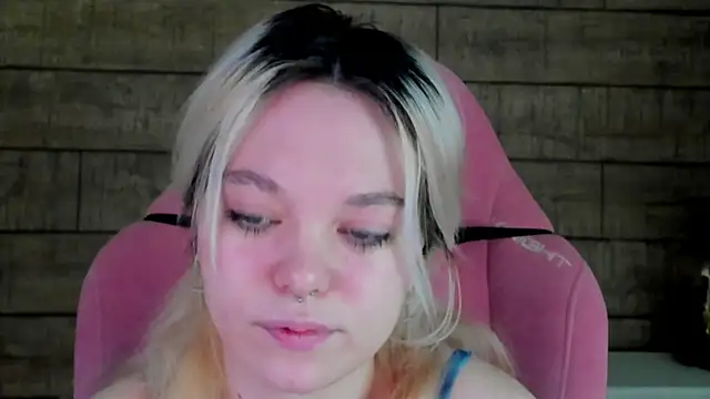 AnnaDelon online show from November 2025 04:06:02 AM