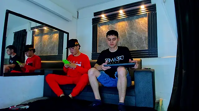 ALEX MILLER25 online show from September 2025 03:56:01 AM