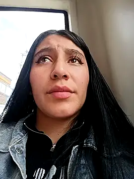   Antonella online show from October 2025 03:12:01 PM