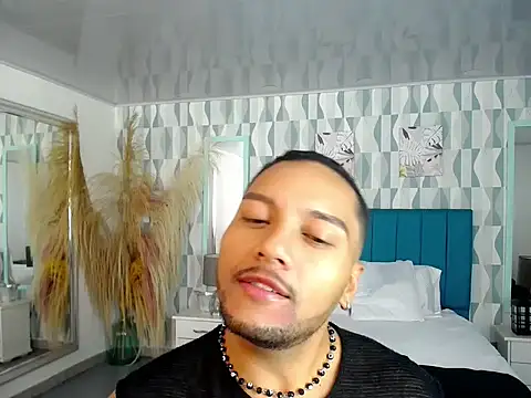 Max Rivers online show from October 2025 02:30:02 AM