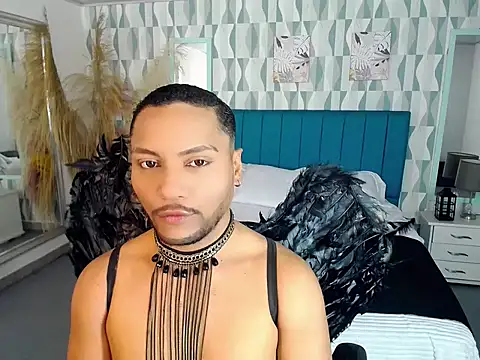 Max Rivers online show from October 2025 07:15:01 PM