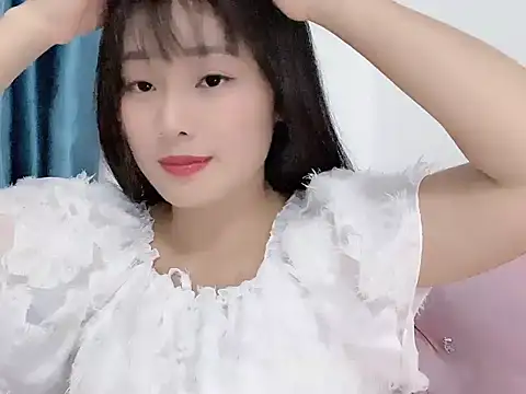 Snapshot of Lie_liee chatting on November 2025 02:52:02 PM Lie liee online show from November 2025 02:52:02 PM