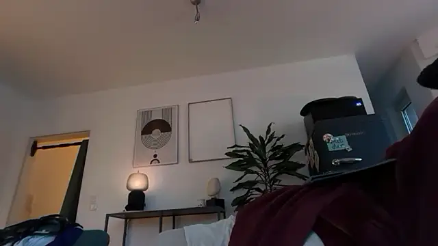 Passion-Frucht online show from November 2025 04:07:01 PM