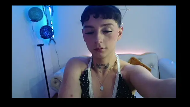 David Fox01 online show from October 2025 03:17:02 AM