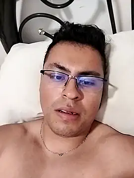 Francisco-0212 online show from September 2025 06:44:02 PM