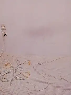 Sirine sexy online show from September 2025 06:57:01 PM