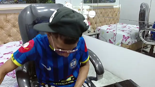 JackBanger  online show from November 2025 12:09:01 AM