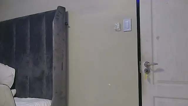 MthondoWeBananaX2 online show from October 2025 12:22:02 AM