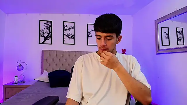 Snapshot of Axel_Draven chatting on October 2025 11:09:01 AM Axel Draven online show from October 2025 11:09:01 AM