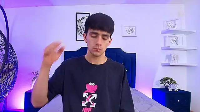 Snapshot of Axel_Draven chatting on October 2025 11:10:01 AM Axel Draven online show from October 2025 11:10:01 AM