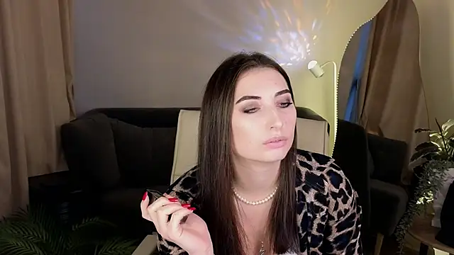 KateLusst online show from September 2025 09:57:01 AM