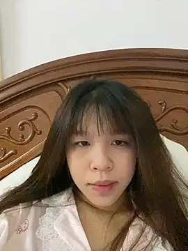 Hanaa07  online show from November 2025 02:00:02 AM