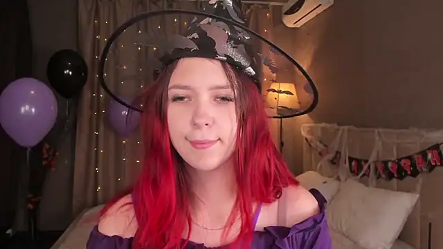 Snapshot of Monica__Queen chatting on October 2025 11:59:01 PM Monica Queen online show from October 2025 11:59:01 PM