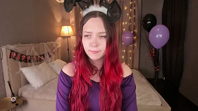 Snapshot of Monica__Queen chatting on October 2025 05:35:02 AM Monica Queen online show from October 2025 05:35:02 AM