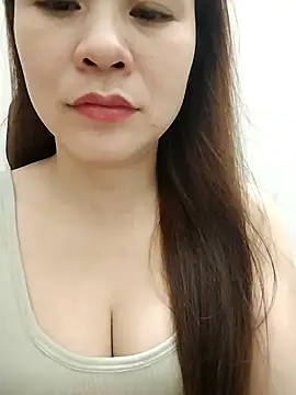 Girl Shy2000 online show from October 2025 05:04:02 PM