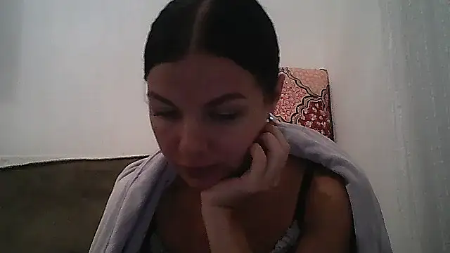 Snapshot of Lorivell chatting on November 2025 08:33:02 PM Lorivell online show from November 2025 08:33:02 PM