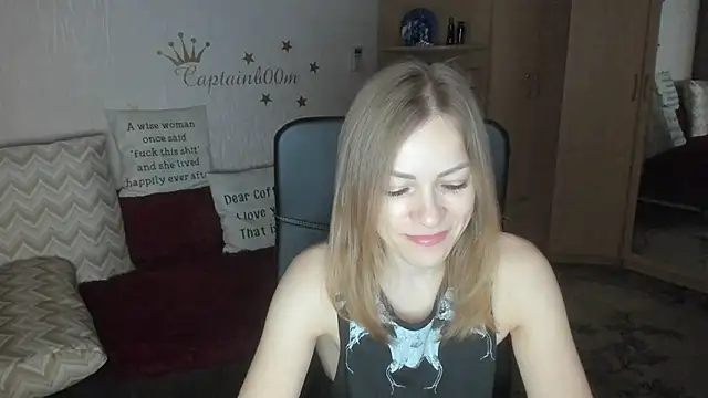 Tiffany Bates online show from November 2025 03:27:01 AM