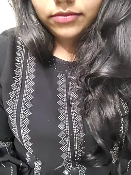 Miss Rose   online show from October 2025 07:47:01 PM