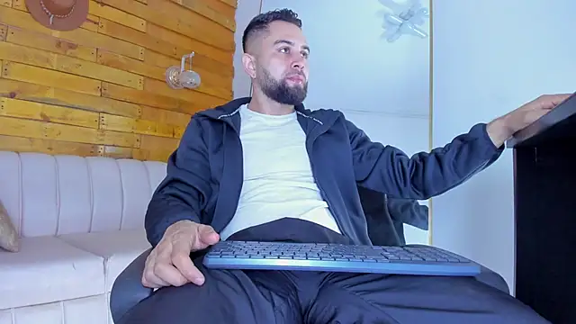 Snapshot of ted_montoya chatting on October 2025 10:52:02 AM ted montoya online show from October 2025 10:52:02 AM